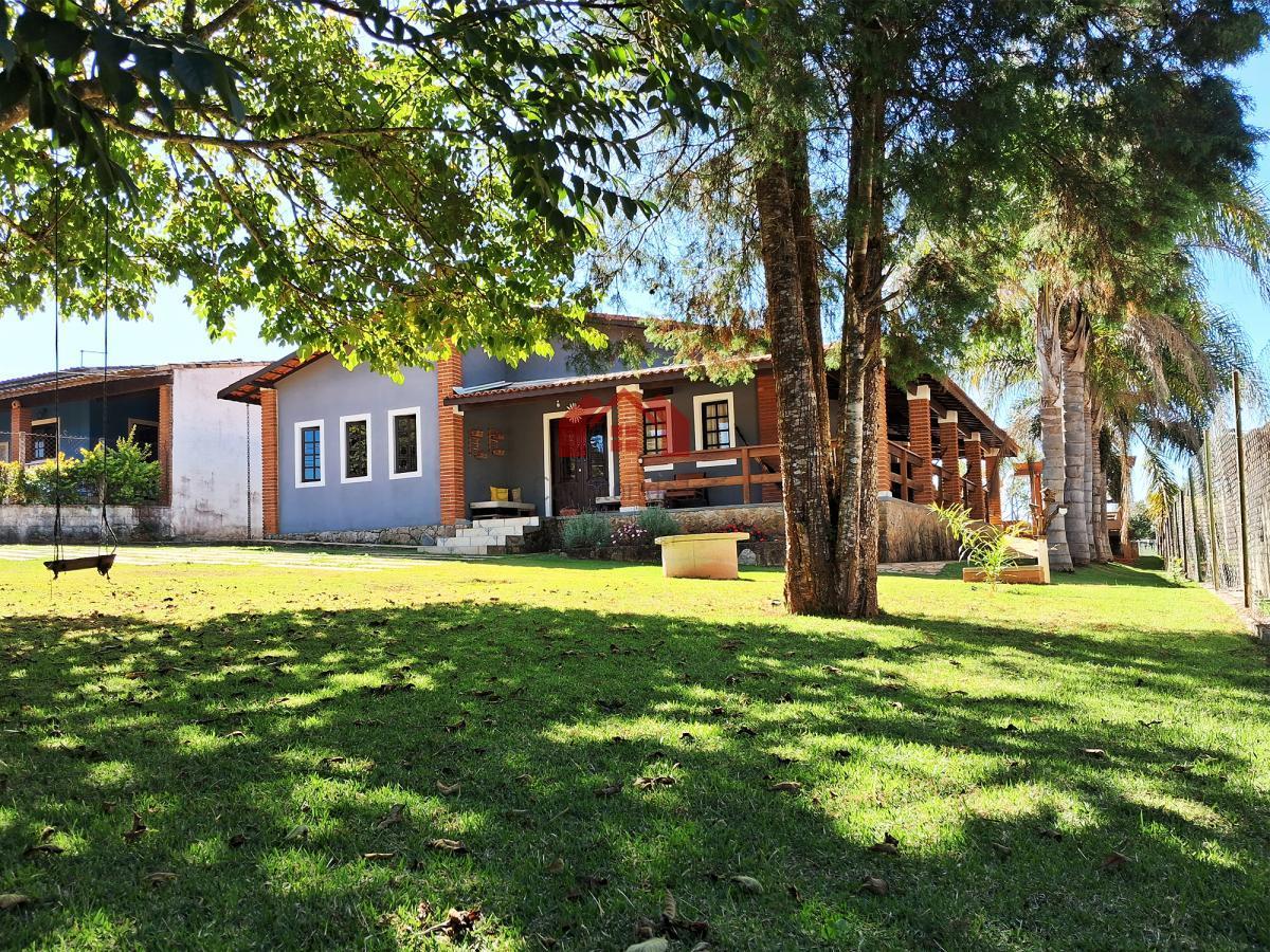 Casa à venda com 3 quartos, 400m² - Foto 3