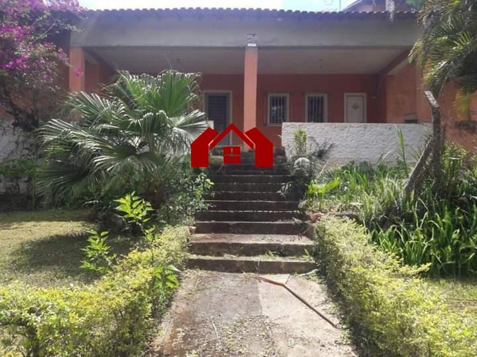 Casa à venda com 7 quartos, 336m² - Foto 2