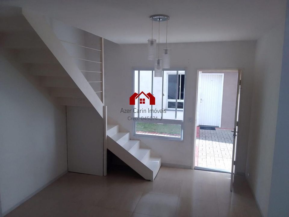 Casa à venda com 2 quartos, 48m² - Foto 2