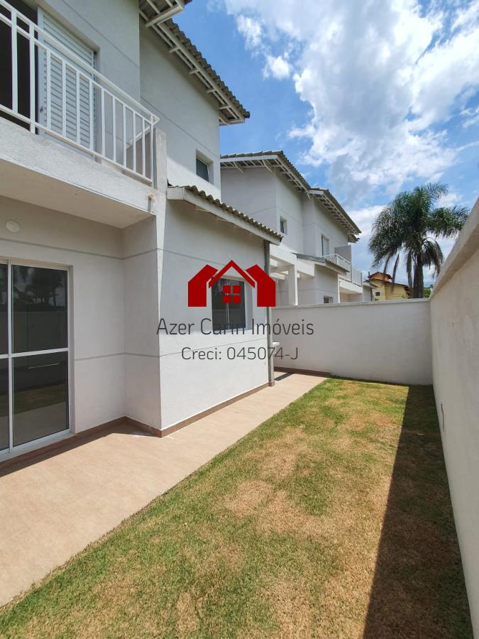 Casa à venda com 2 quartos, 70m² - Foto 2