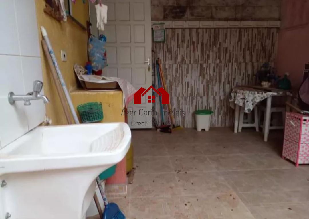Casa à venda com 2 quartos, 60m² - Foto 13