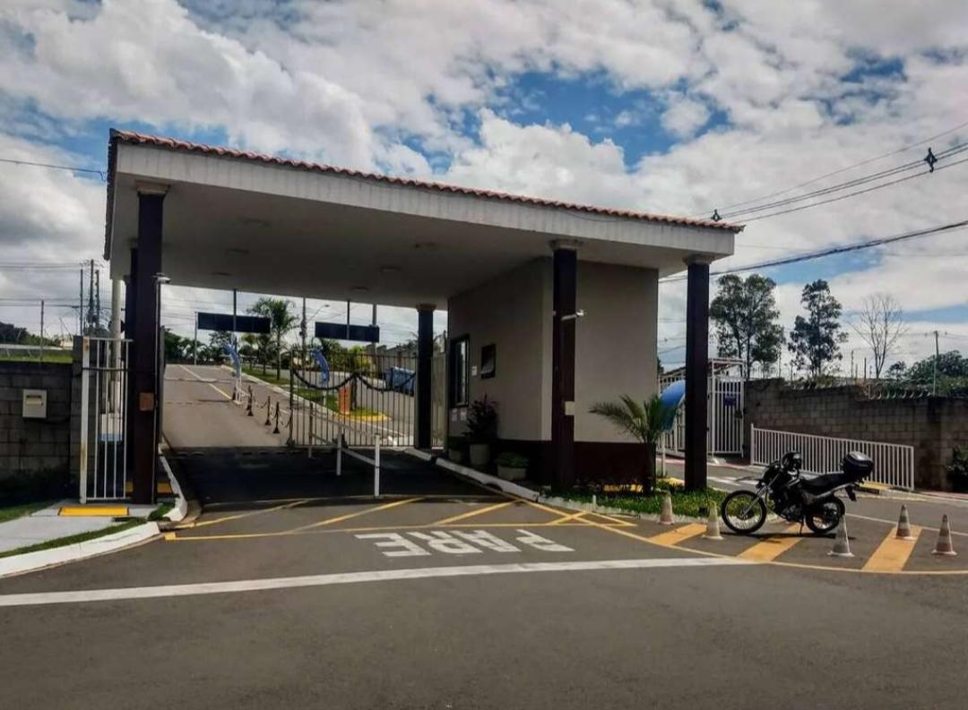 Casa à venda com 3 quartos, 140m² - Foto 2