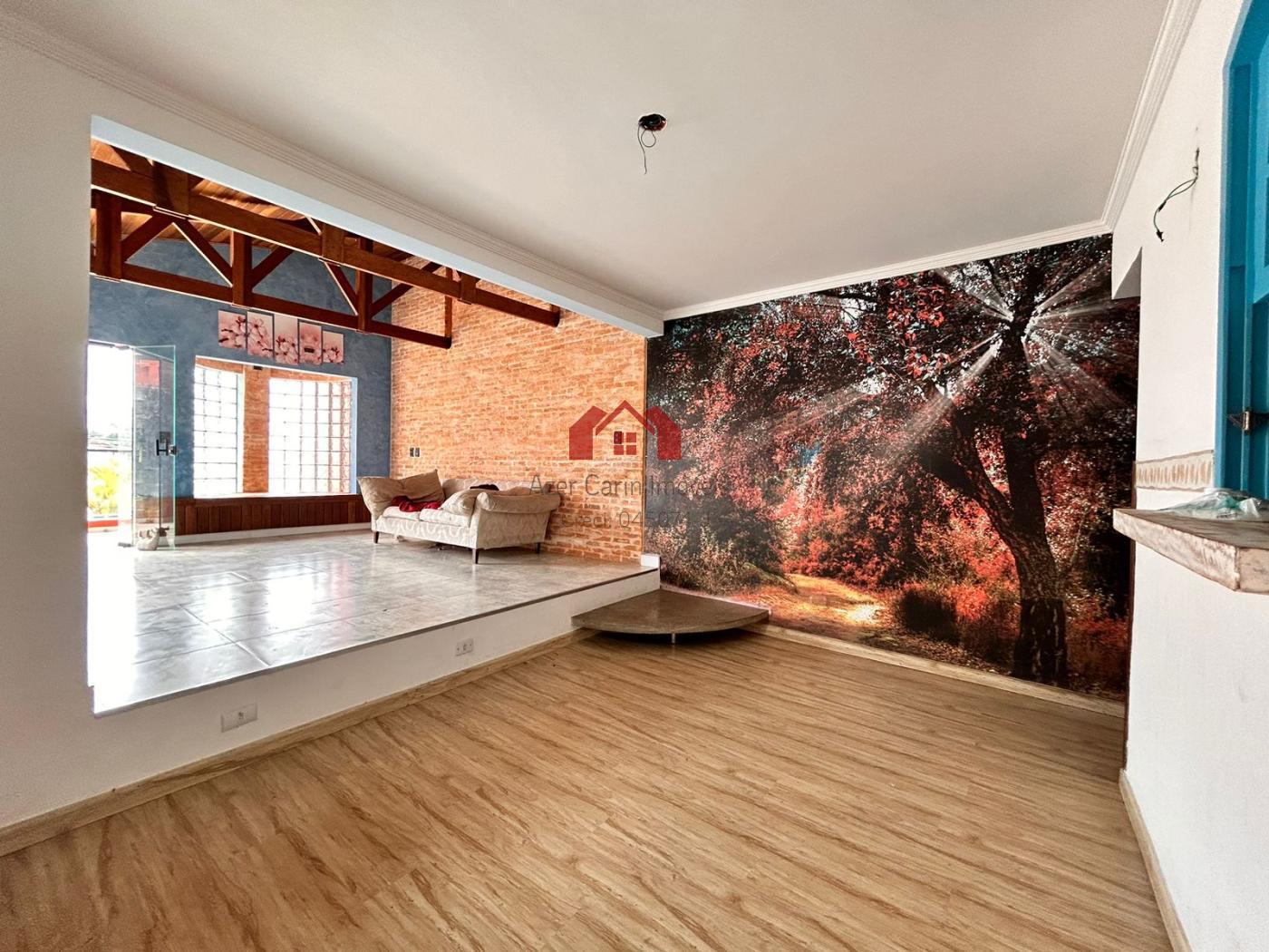 Casa à venda com 3 quartos, 170m² - Foto 1