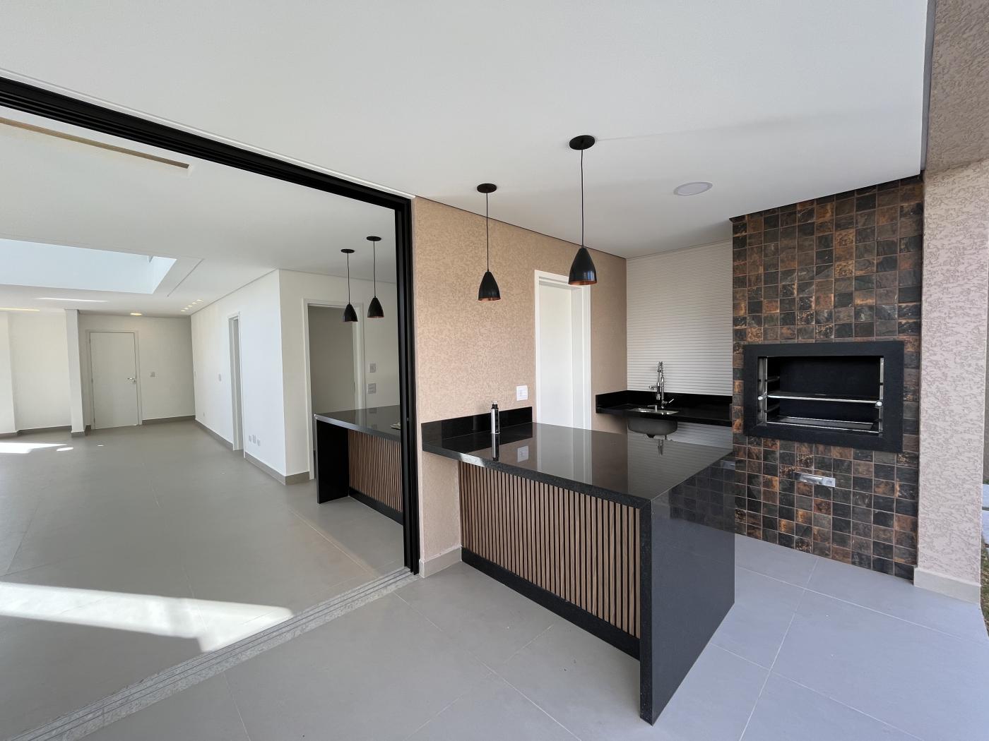 Casa à venda com 4 quartos, 258m² - Foto 7