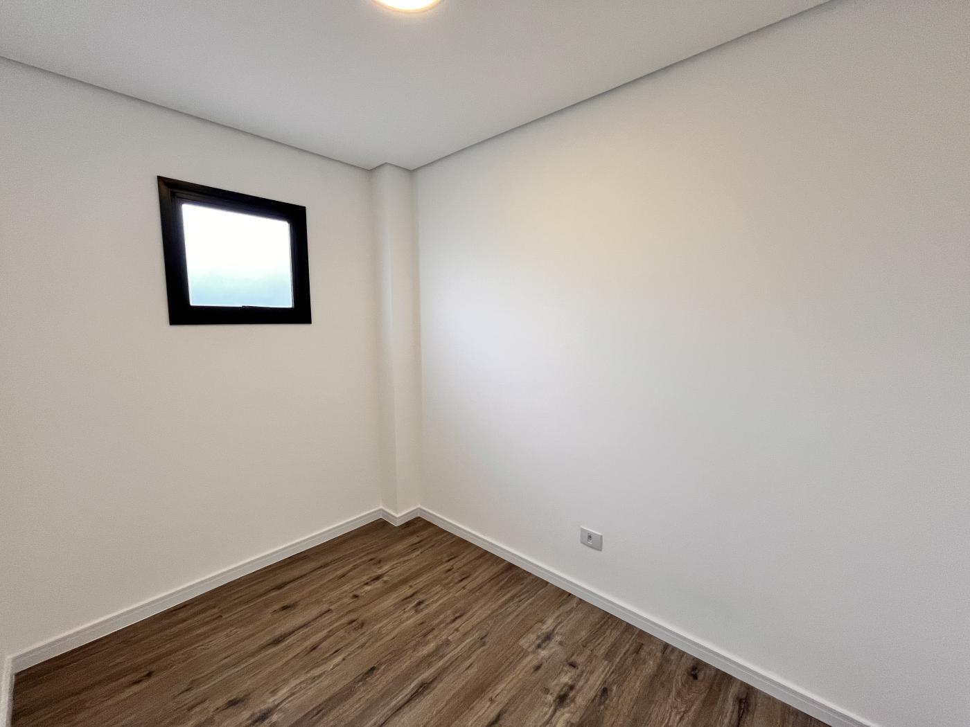 Casa à venda com 4 quartos, 258m² - Foto 30