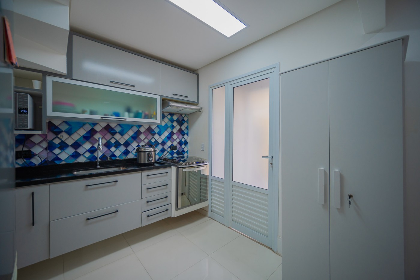 Casa de Condomínio à venda com 3 quartos, 125m² - Foto 9