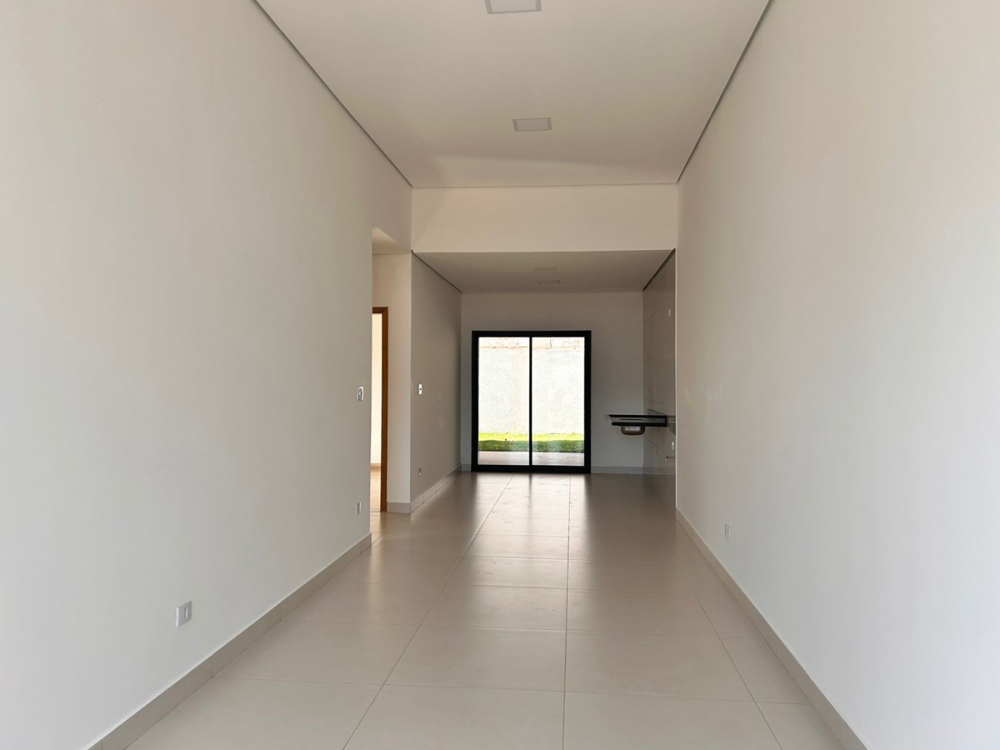 Casa de Condomínio à venda com 2 quartos, 105m² - Foto 4