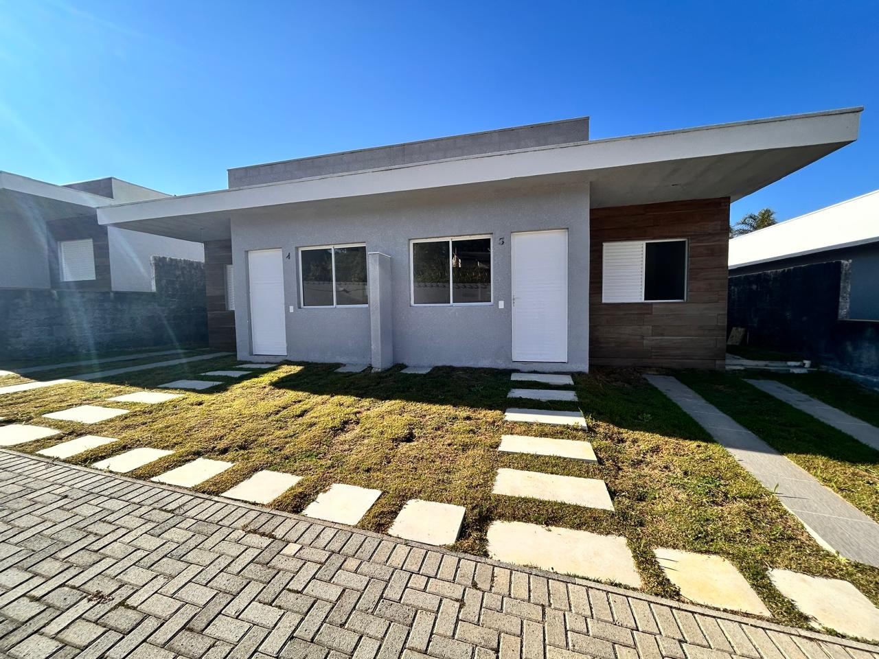 Casa, 2 quartos, 75 m² - Foto 1